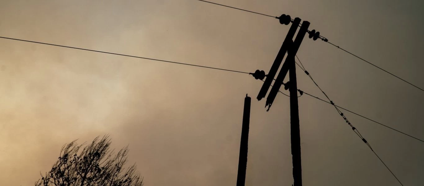 Φωτιά: Χωρίς ρεύμα σήμερα όλη η Αττική - Πού θα πραγματοποιηθούν διακοπές ρεύματος